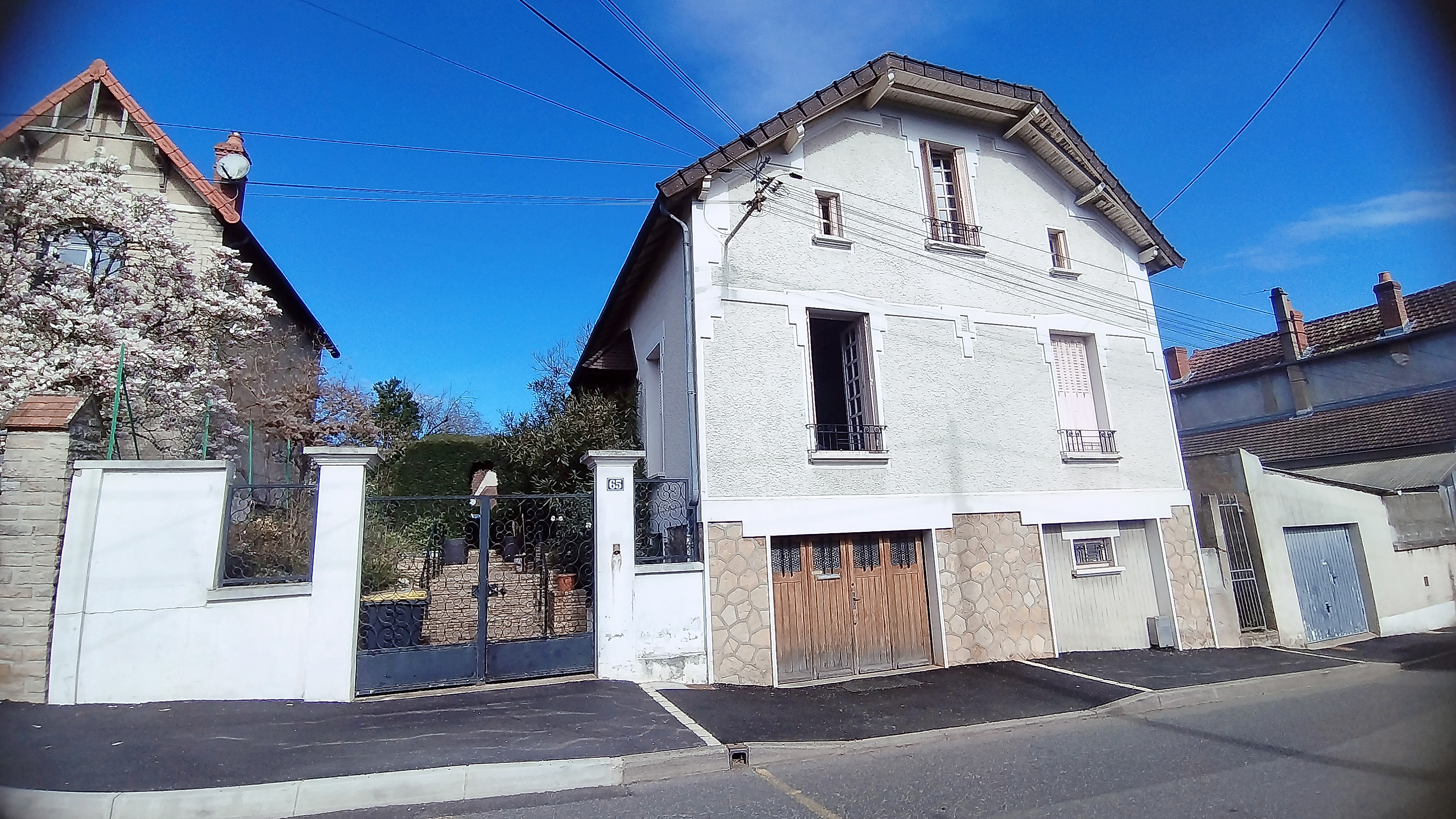 Maison de ville F4 sur 732 m²